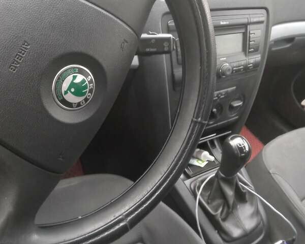 Сірий Шкода Октавія, об'ємом двигуна 1.6 л та пробігом 133 тис. км за 5500 $, фото 22 на Automoto.ua