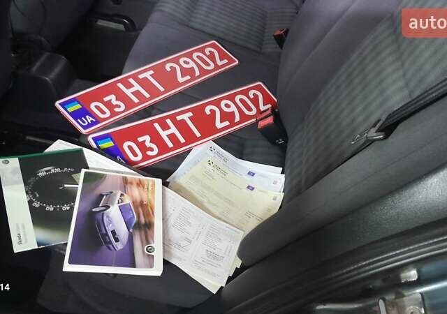 Серый Шкода Октавия, объемом двигателя 1.6 л и пробегом 288 тыс. км за 5300 $, фото 41 на Automoto.ua