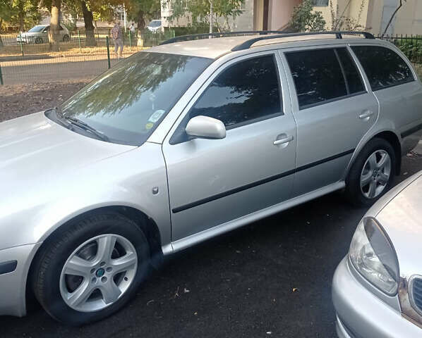 Серый Шкода Октавия, объемом двигателя 1.78 л и пробегом 215 тыс. км за 5650 $, фото 1 на Automoto.ua