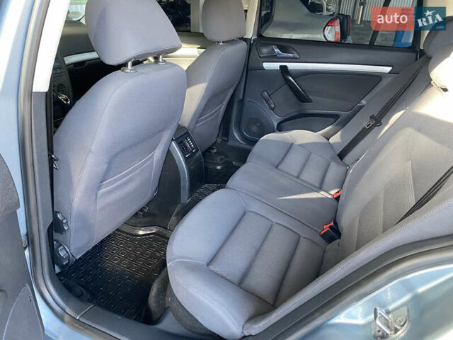 Серый Шкода Октавия, объемом двигателя 1.6 л и пробегом 211 тыс. км за 5700 $, фото 29 на Automoto.ua