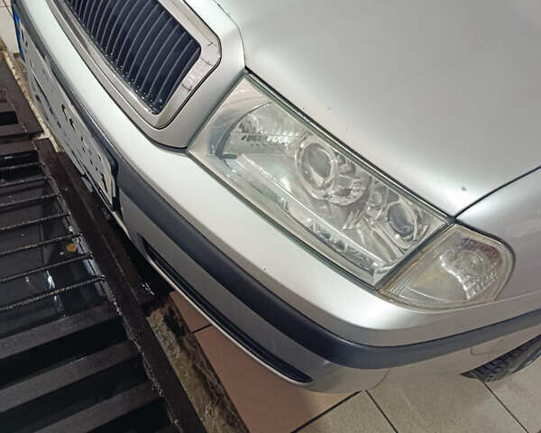 Серый Шкода Октавия, объемом двигателя 1.78 л и пробегом 215 тыс. км за 5650 $, фото 8 на Automoto.ua