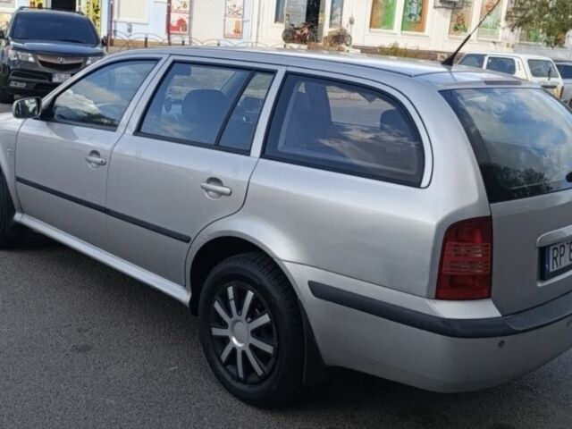 Серый Шкода Октавия, объемом двигателя 1.9 л и пробегом 100 тыс. км за 3250 $, фото 2 на Automoto.ua