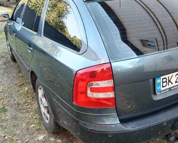 Сірий Шкода Октавія, об'ємом двигуна 1.6 л та пробігом 243 тис. км за 4900 $, фото 7 на Automoto.ua