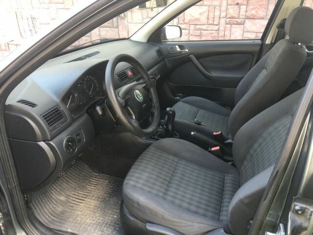 Серый Шкода Октавия, объемом двигателя 1.9 л и пробегом 285 тыс. км за 3300 $, фото 7 на Automoto.ua