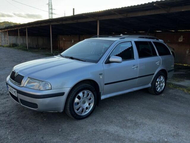 Шкода Октавия 2004 в Львове на Automoto.ua Серый Шкода Октавия, объемом двигателя 2 л и пробегом 213 тыс. км за 3800 $, фото 3 на Automoto.ua
