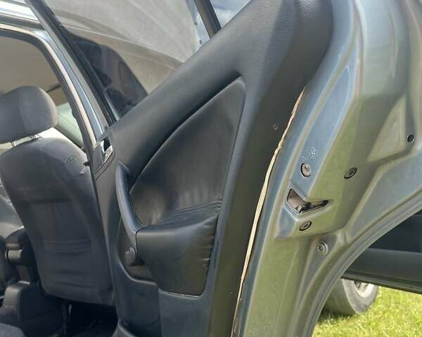 Шкода Октавия 2004 в Николаеве на Automoto.ua Серый Шкода Октавия, объемом двигателя 1.6 л и пробегом 275 тыс. км за 4700 $, фото 17 на Automoto.ua
