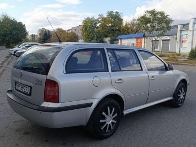 Серый Шкода Октавия, объемом двигателя 1.9 л и пробегом 100 тыс. км за 3250 $, фото 1 на Automoto.ua