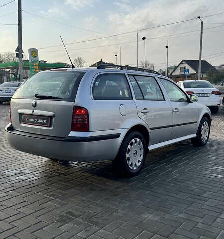 Серый Шкода Октавия, объемом двигателя 1.6 л и пробегом 245 тыс. км за 5600 $, фото 5 на Automoto.ua