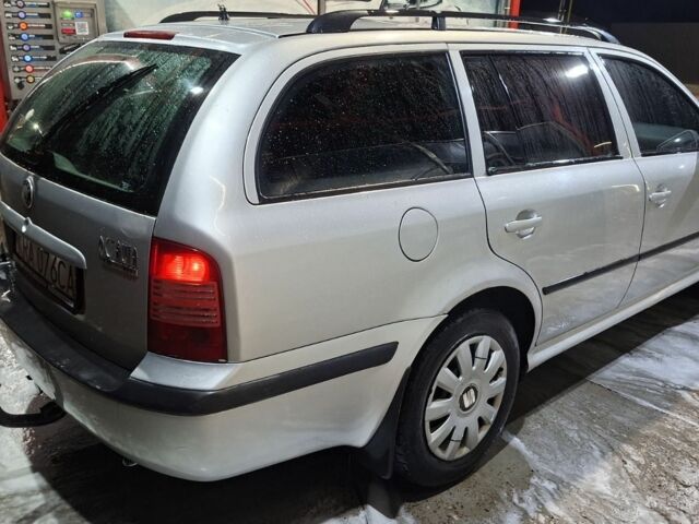 Серый Шкода Октавия, объемом двигателя 0 л и пробегом 193 тыс. км за 1550 $, фото 3 на Automoto.ua