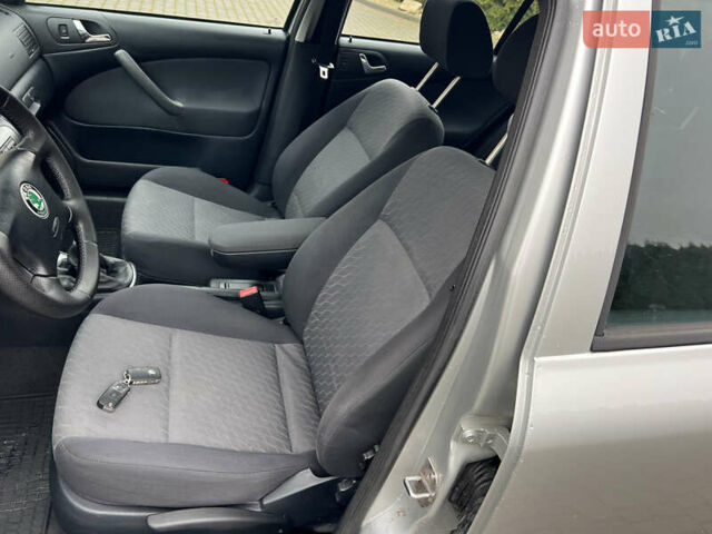 Серый Шкода Октавия, объемом двигателя 1.6 л и пробегом 179 тыс. км за 5290 $, фото 43 на Automoto.ua