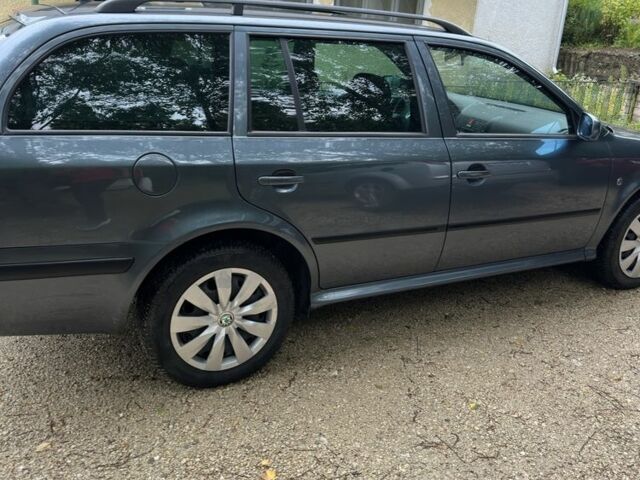 Сірий Шкода Октавія, об'ємом двигуна 1.6 л та пробігом 212 тис. км за 4800 $, фото 4 на Automoto.ua
