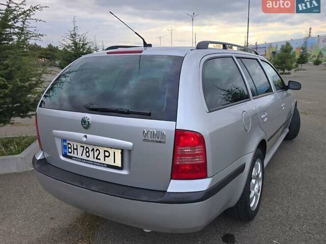 Сірий Шкода Октавія, об'ємом двигуна 1.6 л та пробігом 247 тис. км за 5600 $, фото 19 на Automoto.ua