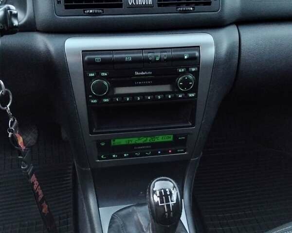 Серый Шкода Октавия, объемом двигателя 1.98 л и пробегом 245 тыс. км за 4900 $, фото 8 на Automoto.ua