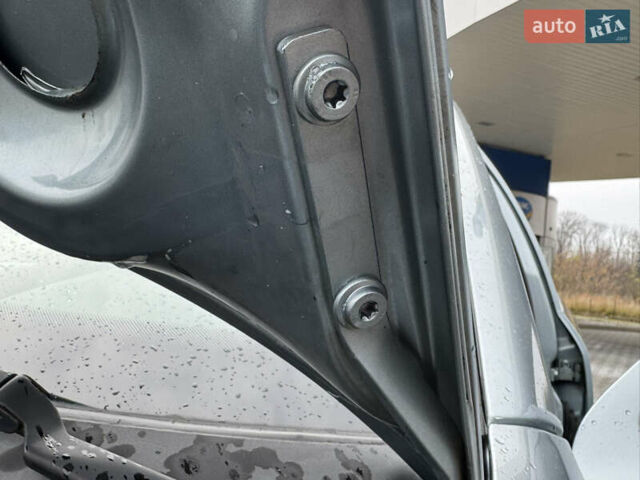 Серый Шкода Октавия, объемом двигателя 1.6 л и пробегом 222 тыс. км за 5200 $, фото 65 на Automoto.ua