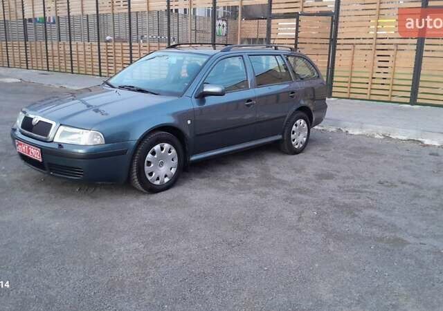 Серый Шкода Октавия, объемом двигателя 1.6 л и пробегом 288 тыс. км за 5300 $, фото 1 на Automoto.ua