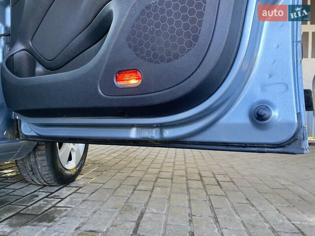 Серый Шкода Октавия, объемом двигателя 1.6 л и пробегом 211 тыс. км за 5700 $, фото 19 на Automoto.ua