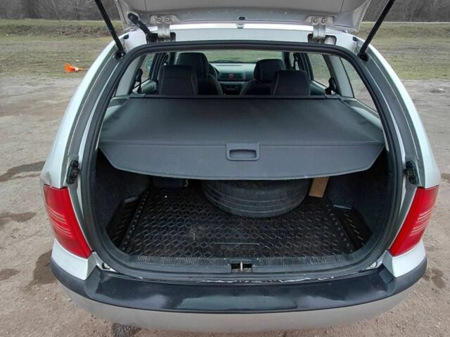 Сірий Шкода Октавія, об'ємом двигуна 2 л та пробігом 310 тис. км за 6200 $, фото 5 на Automoto.ua