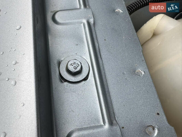 Серый Шкода Октавия, объемом двигателя 1.6 л и пробегом 222 тыс. км за 5200 $, фото 66 на Automoto.ua