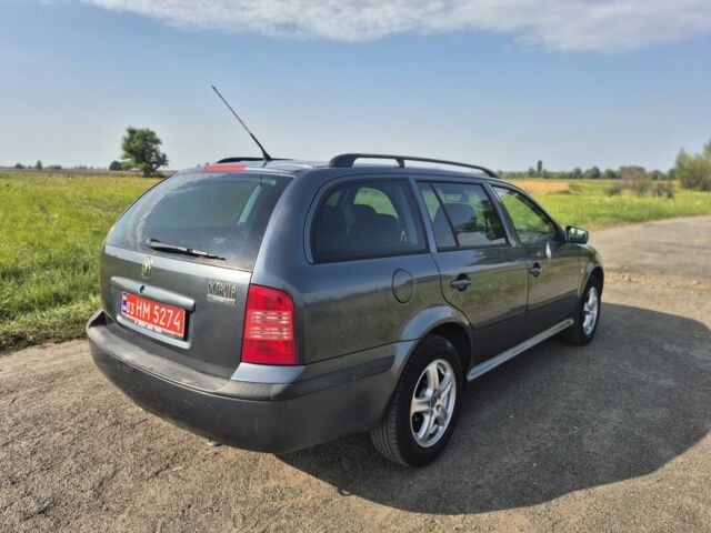 Серый Шкода Октавия, объемом двигателя 2 л и пробегом 182 тыс. км за 5200 $, фото 1 на Automoto.ua