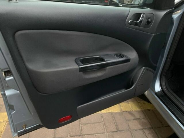 Шкода Октавія 2004 у Софіївська Борщагівка на Automoto.ua Сірий Шкода Октавія, об'ємом двигуна 1.6 л та пробігом 182 тис. км за 4500 $, фото 5 на Automoto.ua