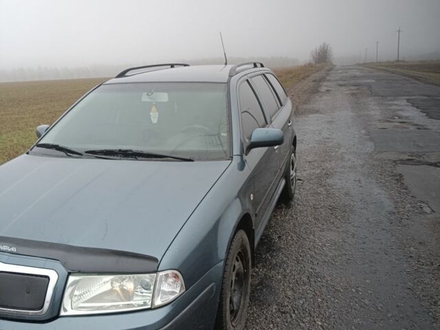 Серый Шкода Октавия, объемом двигателя 1.6 л и пробегом 217 тыс. км за 5300 $, фото 1 на Automoto.ua