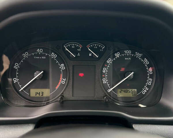 Серый Шкода Октавия, объемом двигателя 1.6 л и пробегом 199 тыс. км за 5550 $, фото 24 на Automoto.ua