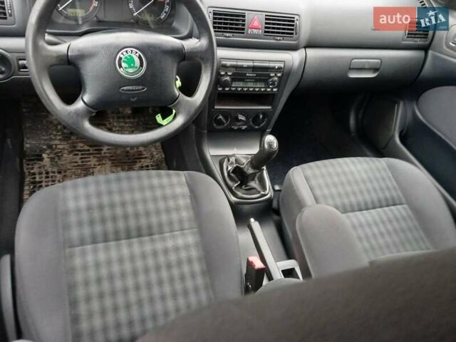 Серый Шкода Октавия, объемом двигателя 1.6 л и пробегом 238 тыс. км за 4750 $, фото 32 на Automoto.ua