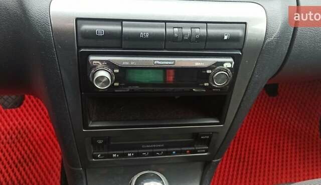 Серый Шкода Октавия, объемом двигателя 1.98 л и пробегом 233 тыс. км за 3300 $, фото 13 на Automoto.ua