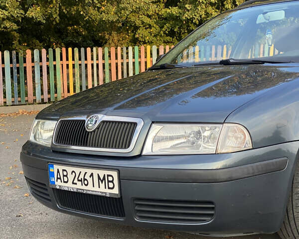 Сірий Шкода Октавія, об'ємом двигуна 1.6 л та пробігом 199 тис. км за 5450 $, фото 1 на Automoto.ua