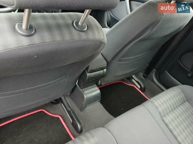 Серый Шкода Октавия, объемом двигателя 1.6 л и пробегом 238 тыс. км за 4750 $, фото 40 на Automoto.ua