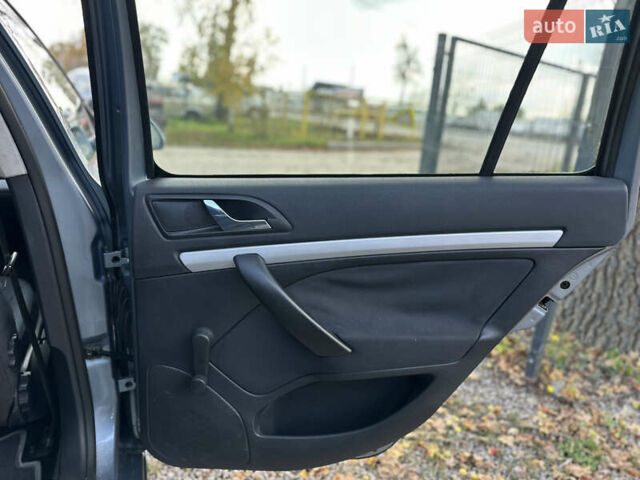 Шкода Октавия 2004 в Виннице на Automoto.ua Серый Шкода Октавия, объемом двигателя 1.6 л и пробегом 228 тыс. км за 6000 $, фото 39 на Automoto.ua