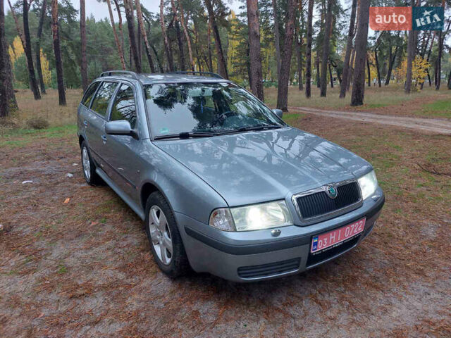 Серый Шкода Октавия, объемом двигателя 1.6 л и пробегом 228 тыс. км за 5200 $, фото 2 на Automoto.ua