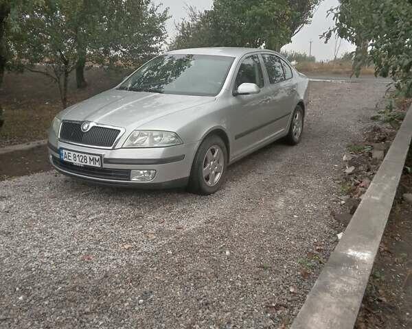 Сірий Шкода Октавія, об'ємом двигуна 1.6 л та пробігом 133 тис. км за 5500 $, фото 1 на Automoto.ua