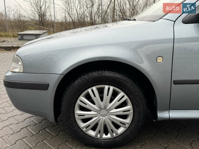 Серый Шкода Октавия, объемом двигателя 1.6 л и пробегом 222 тыс. км за 5200 $, фото 24 на Automoto.ua