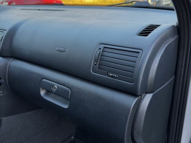 Шкода Октавия 2004 в Львове на Automoto.ua Серый Шкода Октавия, объемом двигателя 2 л и пробегом 213 тыс. км за 3800 $, фото 21 на Automoto.ua