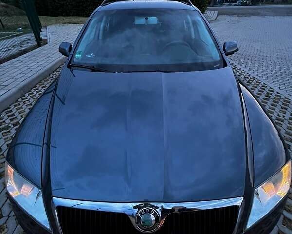 Серый Шкода Октавия, объемом двигателя 1.6 л и пробегом 245 тыс. км за 5500 $, фото 3 на Automoto.ua