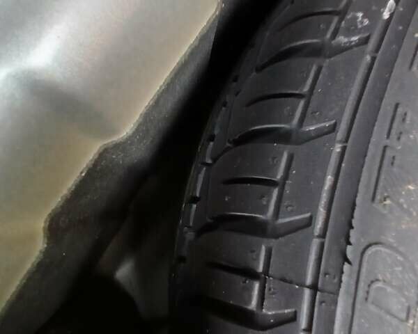 Серый Шкода Октавия, объемом двигателя 1.6 л и пробегом 238 тыс. км за 4750 $, фото 51 на Automoto.ua