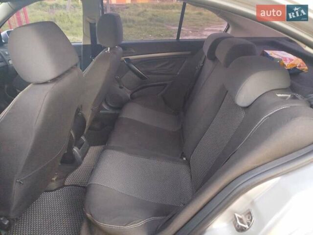 Серый Шкода Октавия, объемом двигателя 1.4 л и пробегом 180 тыс. км за 5700 $, фото 3 на Automoto.ua