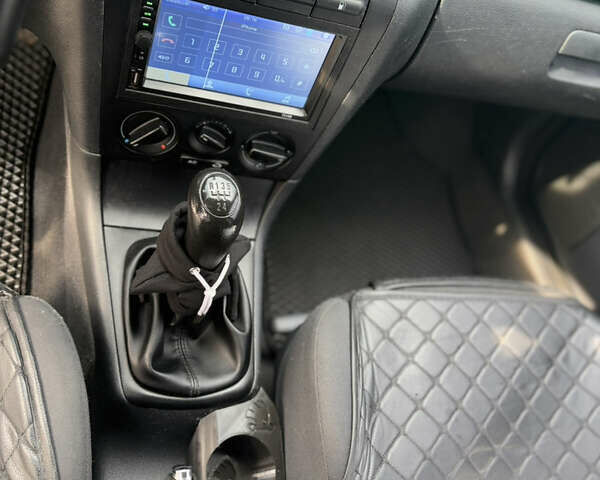 Серый Шкода Октавия, объемом двигателя 1.6 л и пробегом 215 тыс. км за 5700 $, фото 22 на Automoto.ua