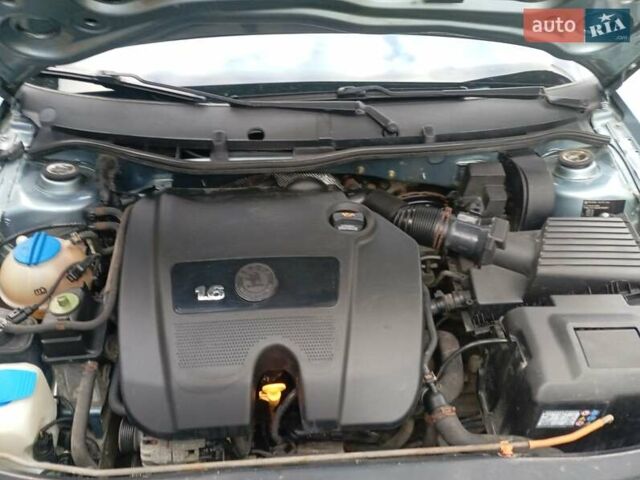 Шкода Октавия 2004 в Тернополе на Automoto.ua Серый Шкода Октавия, объемом двигателя 1.6 л и пробегом 230 тыс. км за 4500 $, фото 8 на Automoto.ua