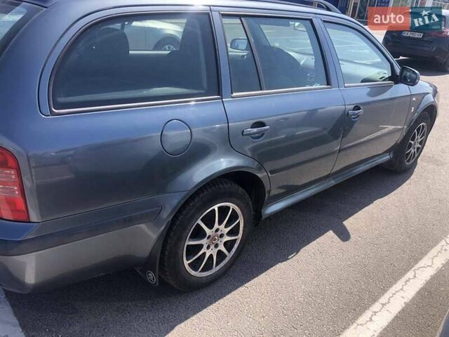 Сірий Шкода Октавія, об'ємом двигуна 1.6 л та пробігом 194 тис. км за 5500 $, фото 4 на Automoto.ua