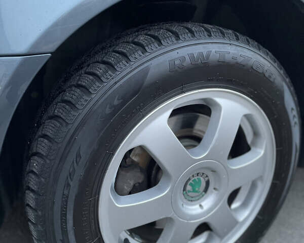 Шкода Октавия 2004 в Виннице на Automoto.ua Серый Шкода Октавия, объемом двигателя 1.98 л и пробегом 231 тыс. км за 3950 $, фото 10 на Automoto.ua