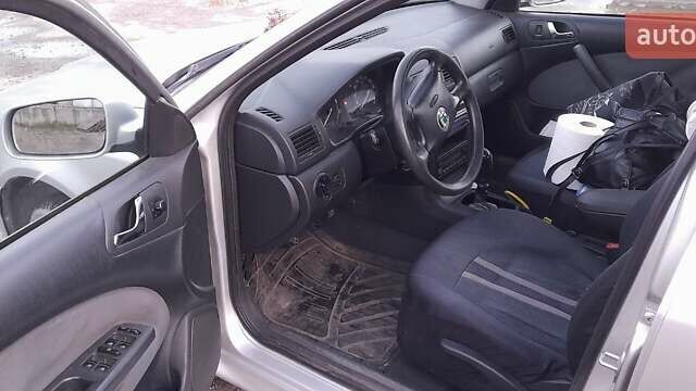 Серый Шкода Октавия, объемом двигателя 1.6 л и пробегом 238 тыс. км за 3800 $, фото 17 на Automoto.ua