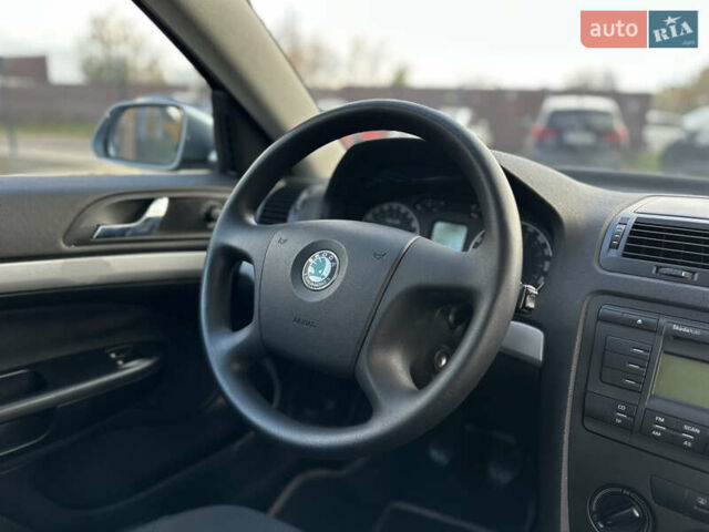 Шкода Октавия 2004 в Виннице на Automoto.ua Серый Шкода Октавия, объемом двигателя 1.6 л и пробегом 228 тыс. км за 6000 $, фото 48 на Automoto.ua