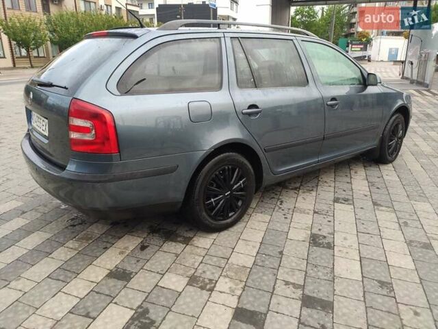 Серый Шкода Октавия, объемом двигателя 1.6 л и пробегом 235 тыс. км за 5650 $, фото 9 на Automoto.ua