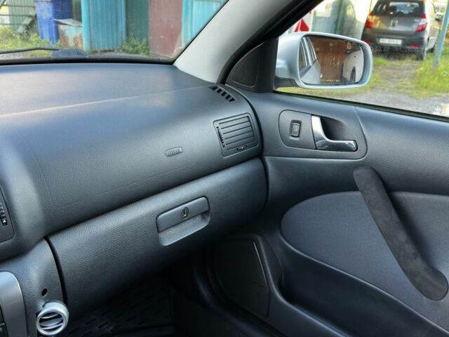 Шкода Октавия 2004 в Львове на Automoto.ua Серый Шкода Октавия, объемом двигателя 2 л и пробегом 213 тыс. км за 3800 $, фото 18 на Automoto.ua