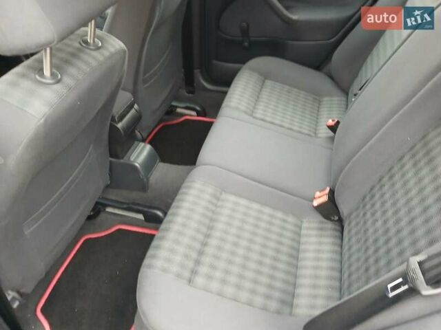 Серый Шкода Октавия, объемом двигателя 1.6 л и пробегом 238 тыс. км за 4750 $, фото 35 на Automoto.ua