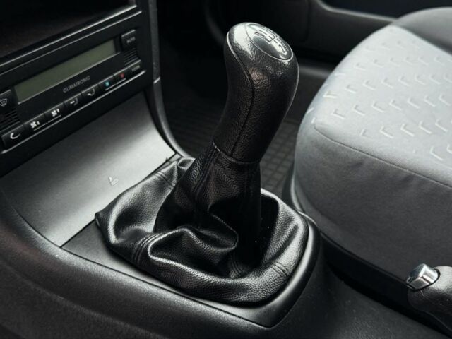 Сірий Шкода Октавія, об'ємом двигуна 1.6 л та пробігом 143 тис. км за 5700 $, фото 7 на Automoto.ua