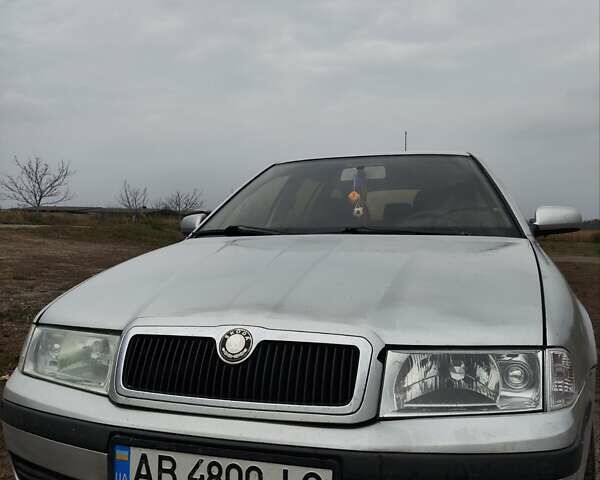 Шкода Октавия 2004 в Жмеренке на Automoto.ua Серый Шкода Октавия, объемом двигателя 1.9 л и пробегом 351 тыс. км за 3750 $, фото 4 на Automoto.ua