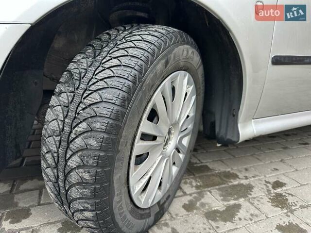 Серый Шкода Октавия, объемом двигателя 1.6 л и пробегом 244 тыс. км за 4700 $, фото 6 на Automoto.ua